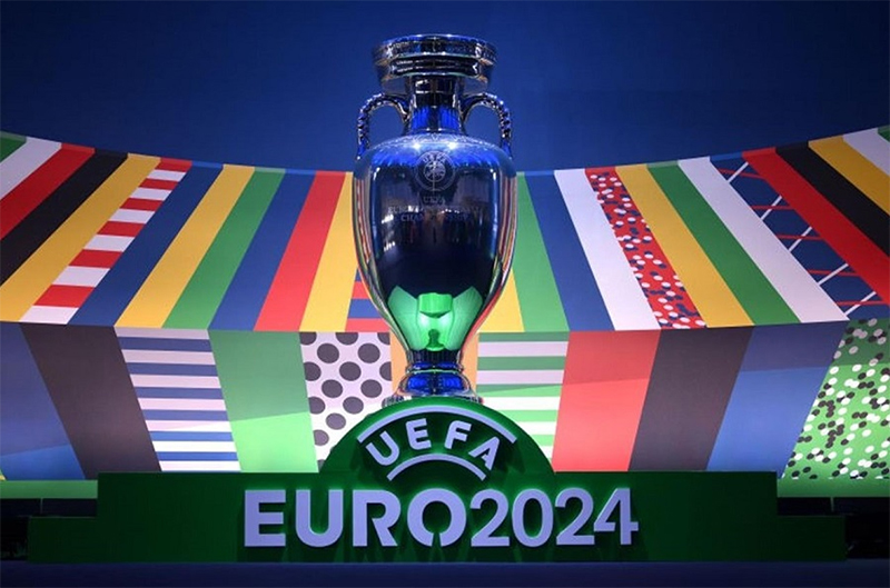 euro-la-giai-bong-da-gi